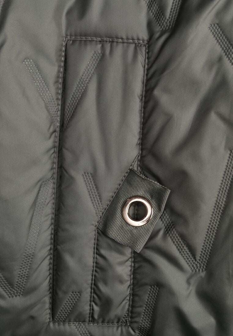 Zielona Pikowana Kurtka Przejściowa Parka z Kapturem o Długim Kroju z Ozdobą Isaline 8