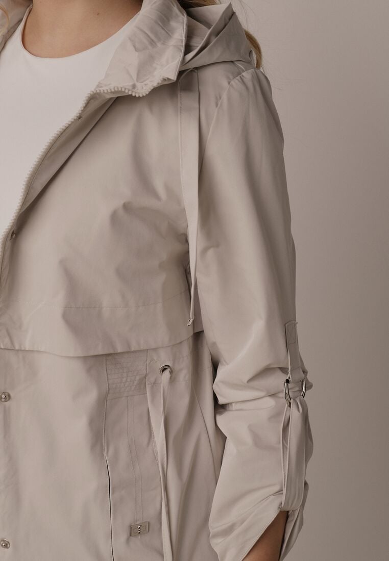 Beżowa Kurtka w Stylu Parki z Odpinanym Kapturem i Sznurkami Enang 5