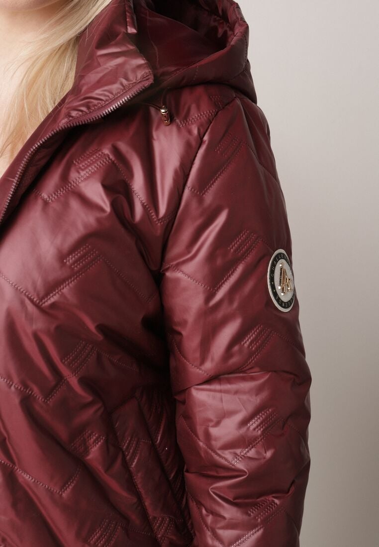 Bordowa Pikowana Kurtka Przejściowa o Prostym Kroju z Kapturem Vimoris 5