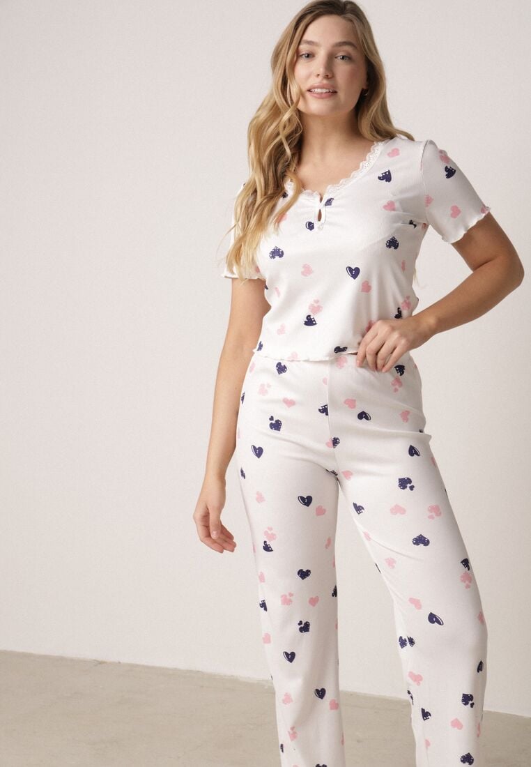 Biały Komplet Piżamowy z Elastycznego Materiału Spodnie i Bluzka w Serca Veys 2