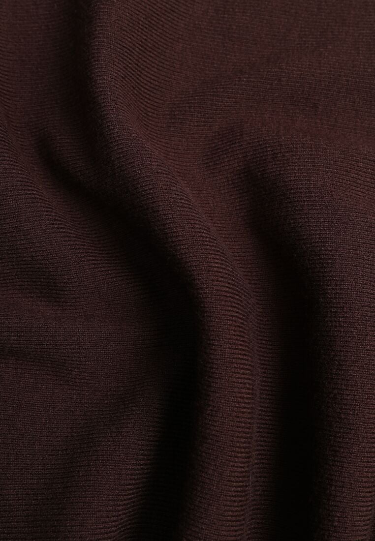 Brązowa Dzianinowa Sukienka z Wiskozą o Nietoperzowym Kroju z Dekoltem w Łódkę Tisan 8