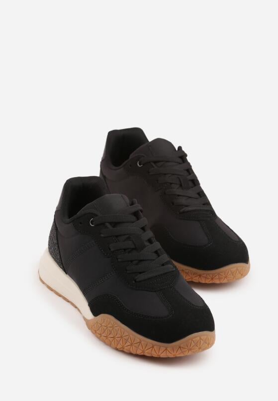 Czarne Buty Sportowe Sneakersy z Ozdobnymi Naszyciami Aerylia 2