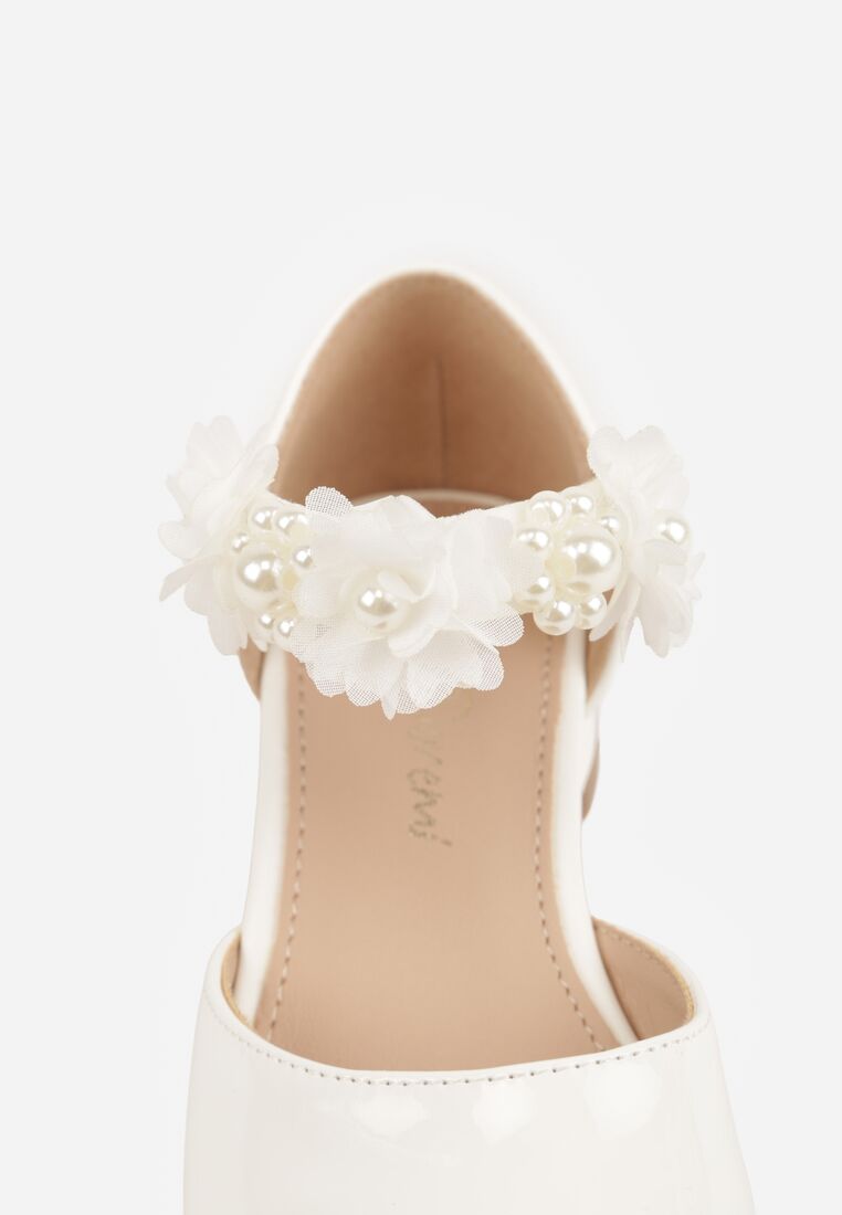 Białe Eleganckie Sandały Czółenka na Niskim Słupku z Kwiatową Aplikacją Hialea 6