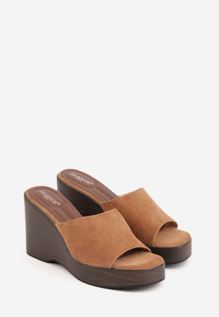 Jasnobrązowe Klapki Drewniaki na Koturnie z Paskiem z Imitacji Zamszu Abiara 5