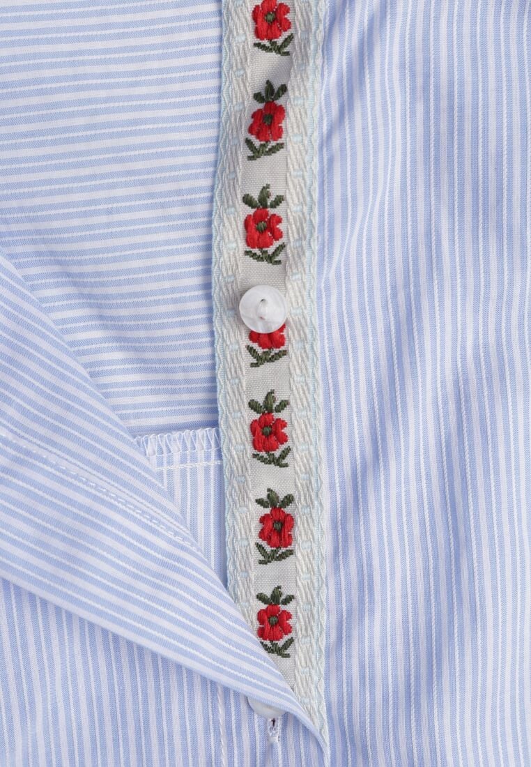 Niebieska Bawełniana Koszula ze Stójką z Falbanką i Haftem przy Guzikach Umaria 8