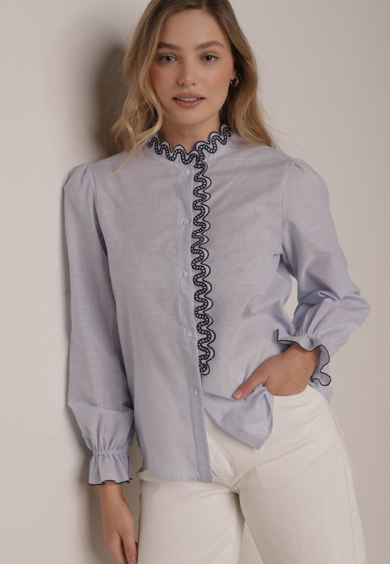 Niebieska Koszula z Bawełny Ozdobiona Haftowaną Falbanką Zenatia 1