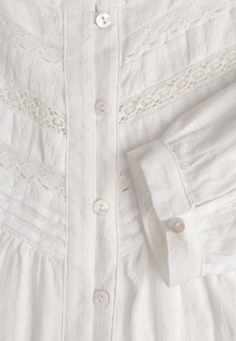 Biała Bawełniana Rustykalna Koszula ze Stójką i Koronkowymi Wstawkami Felielia 8