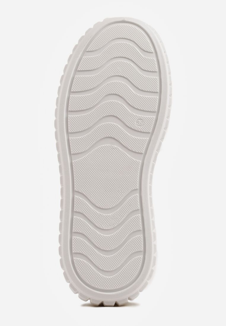 Białe Sneakersy na Grubej Podeszwie z Tłoczeniem i Ozdobnymi Paskami Ralis 7