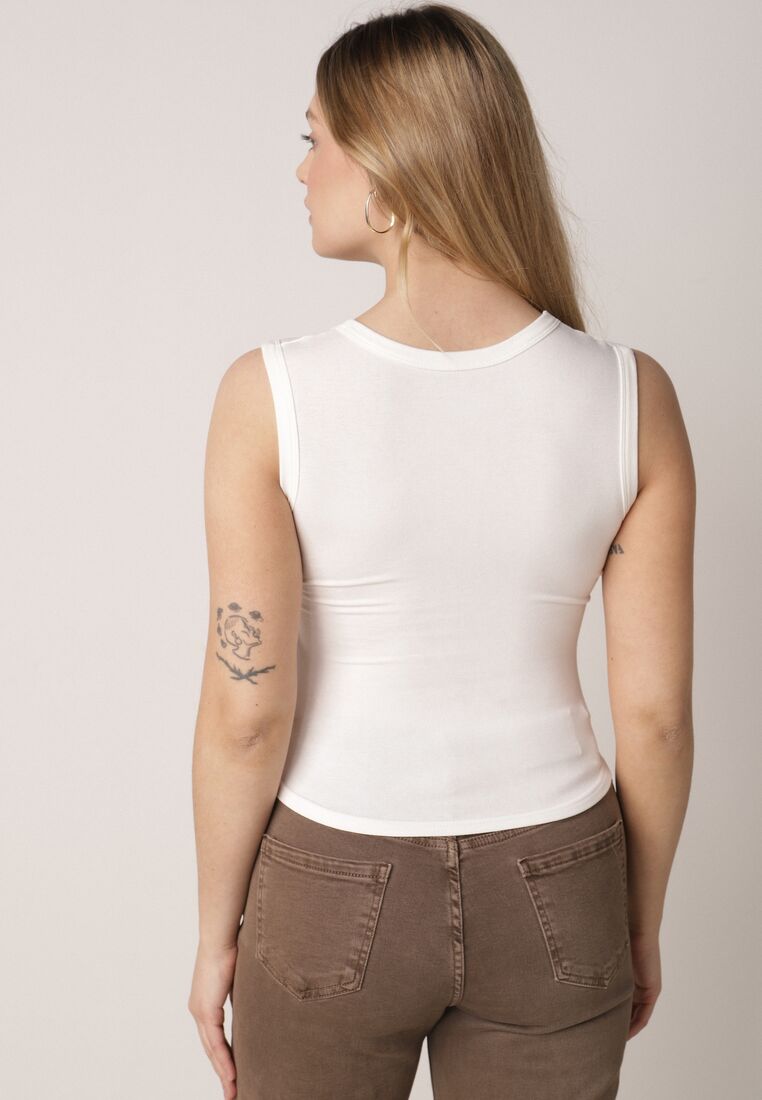 Biały Dopasowany Top Bez Rękawów z Wiskozy z Kwadratowym Dekoltem Madu 3