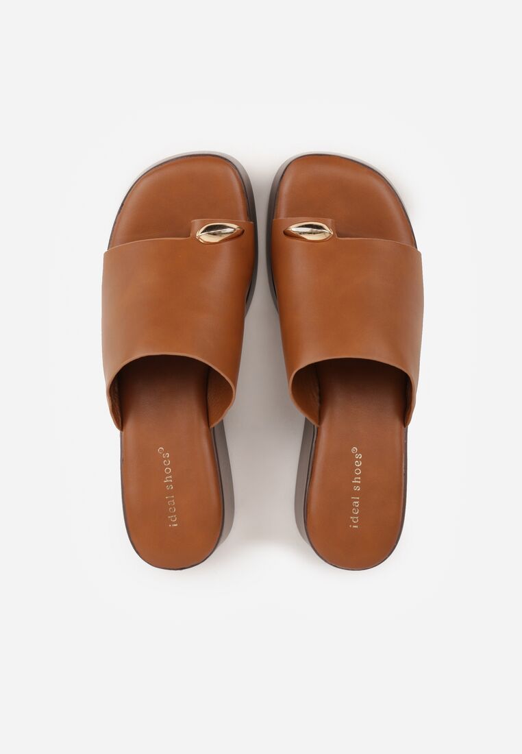 Jasnobrązowe Klapki Drewniaki na Koturnie z Paskiem na Palec Triajoy 6