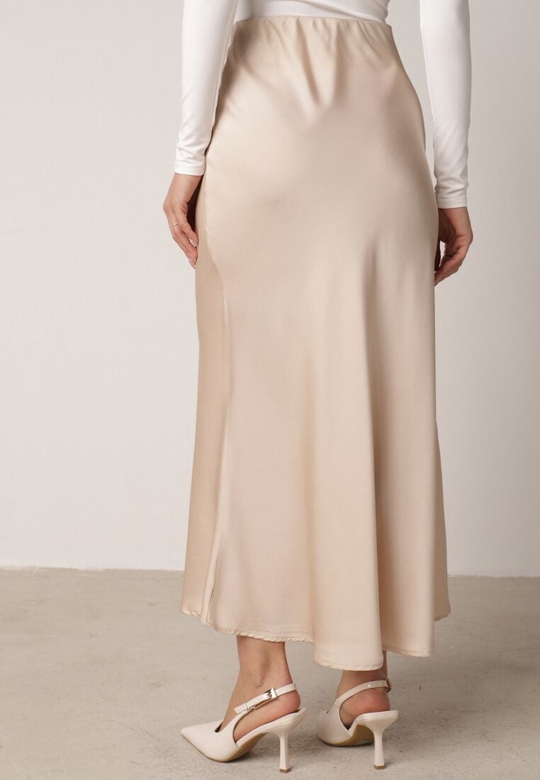 Beżowa Satynowa Spódnica z Lekko Rozkloszowanym Dołem  Zinnemira 3