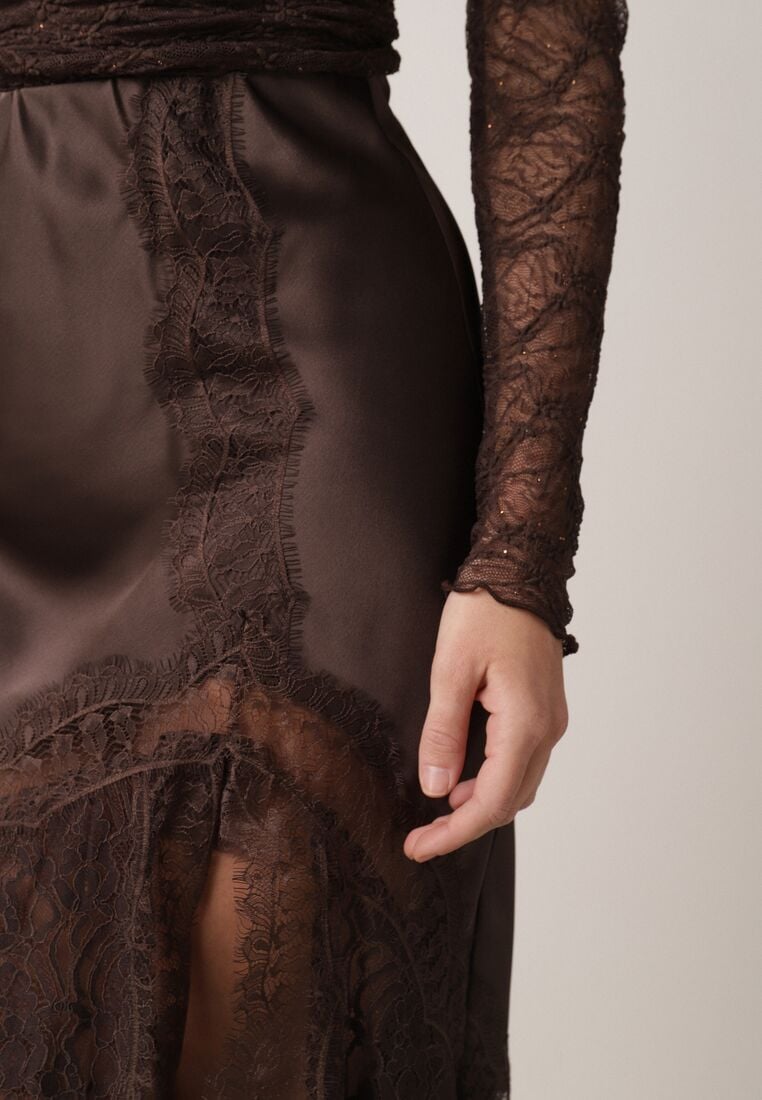 Brązowa Spódnica z Satyny z Koronką i Rozcięciem na Nogę Doritana 5
