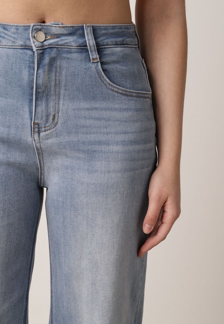 Niebieskie Szerokie Jeansy Ozdobione na Dole Koronką Salioneth 5