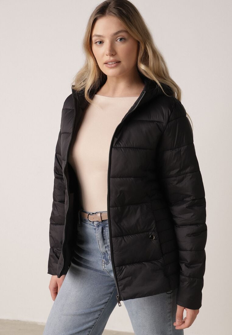 Czarna Kurtka Pikowana na Sezon Pzejściowy z Kapturem Zinnitha 1