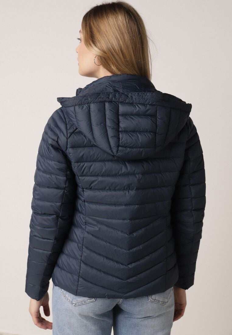 Granatowa Klasyczna Kurtka Przejściowa z Pikowaniem i Odpinanym Kapturem Pretiella 3