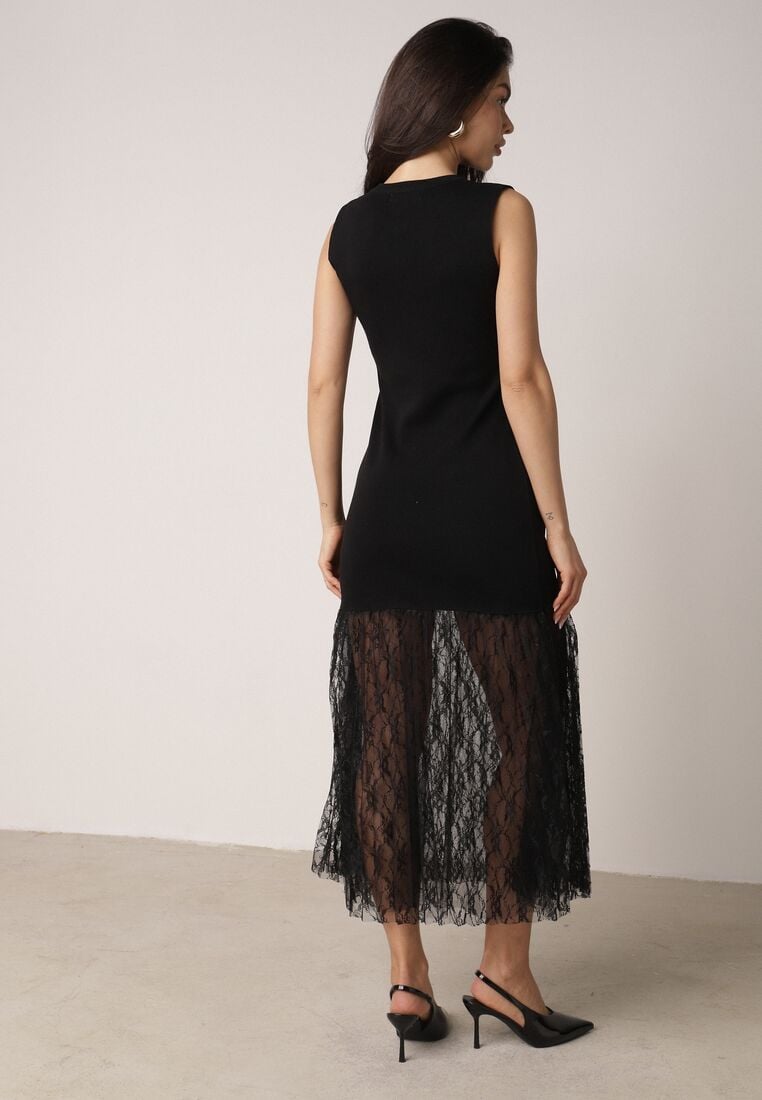 Czarna Koktajlowa Sukienka z Wiskozą i Rozkloszowanym Koronkowym Dołem Erivissa 3