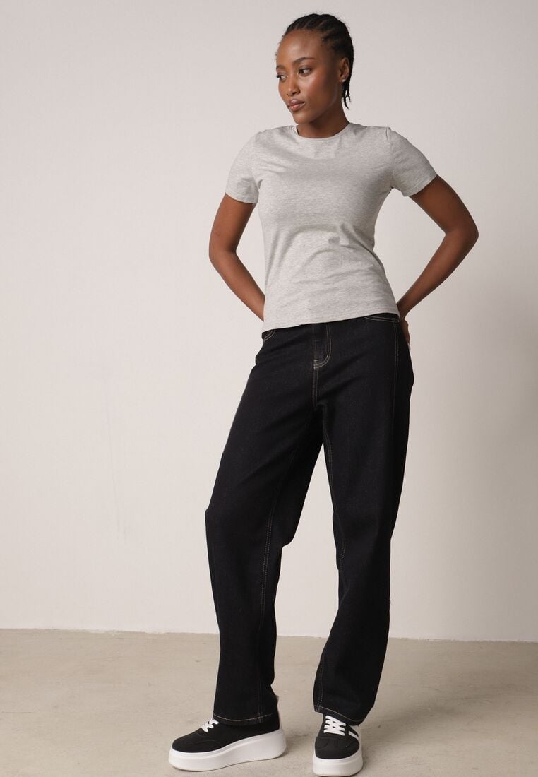 Szary Bawełniany T-shirt w Klasycznym Stylu Nedila 2