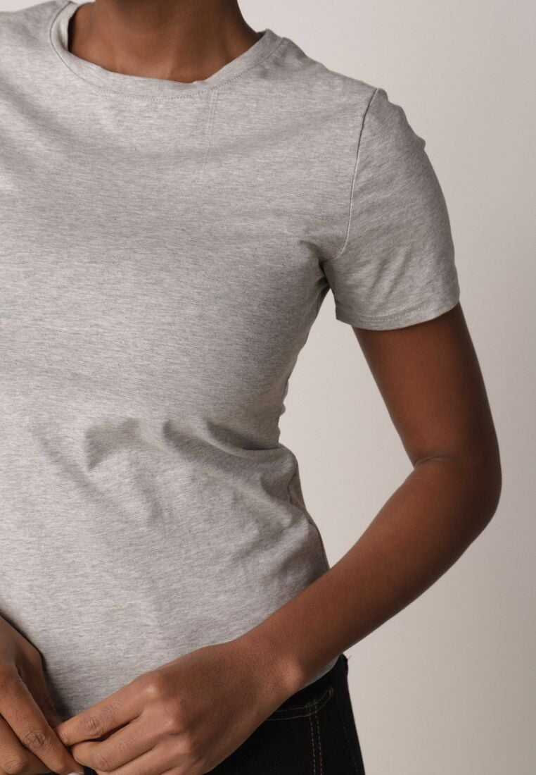 Szary Bawełniany T-shirt w Klasycznym Stylu Nedila 5