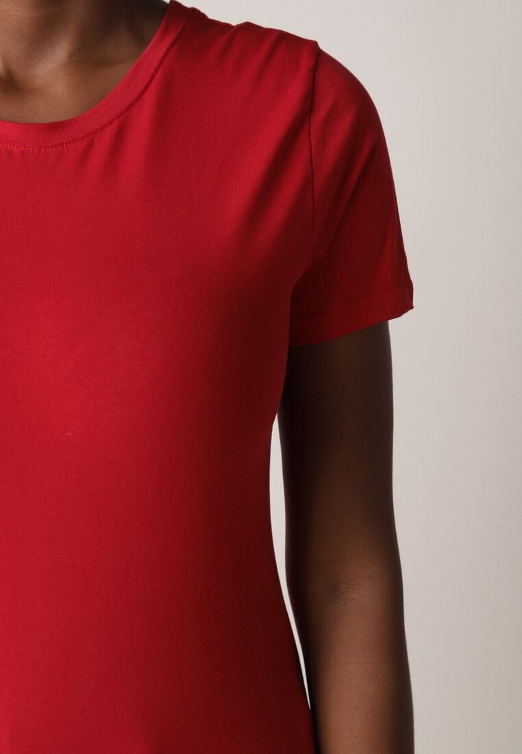 Czerwony Bawełniany T-shirt w Klasycznym Stylu Nedila 5