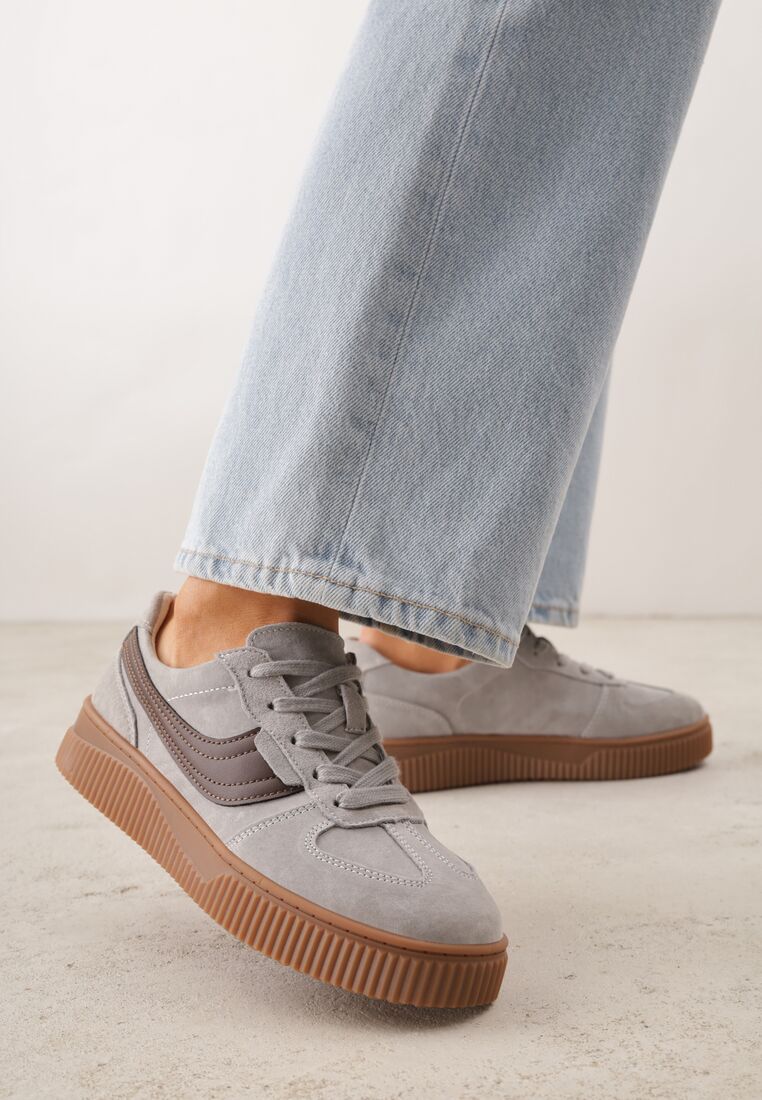 Szare Zamszowe Sneakersy w Stylu Klasycznych Tenisówek ze Skórzaną Wkładką Riosera 1