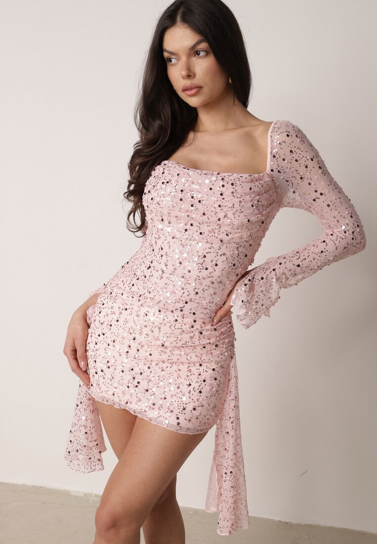 Różowa Cekinowa Sukienka VICES o Dopasowanym Kroju z Wiązaniem Adrasalphia 1