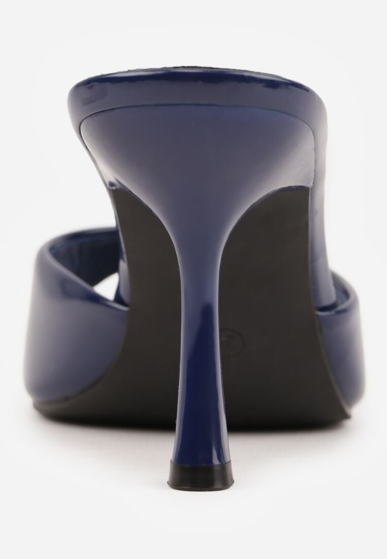 Granatowe Klapki na Szpilce z Odkrytym Noskiem w Szpic Astranate 8