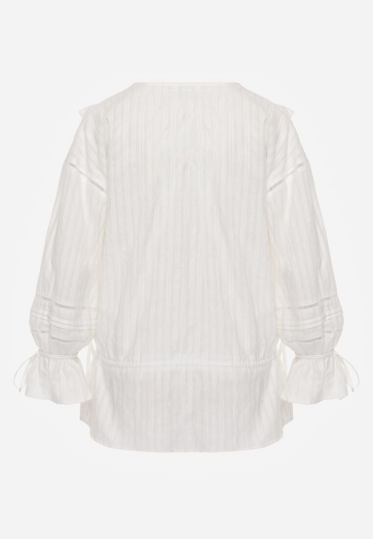 Biała Bawełniana Bluzka w Romantycznym Stylu z Falbankami i Wiązaniem Cezarina 7