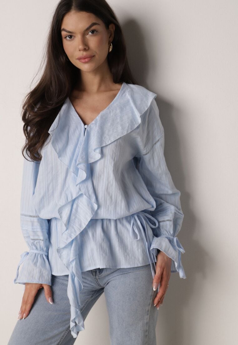 Niebieska Bawełniana Bluzka w Romantycznym Stylu z Falbankami i Wiązaniem Cezarina 1