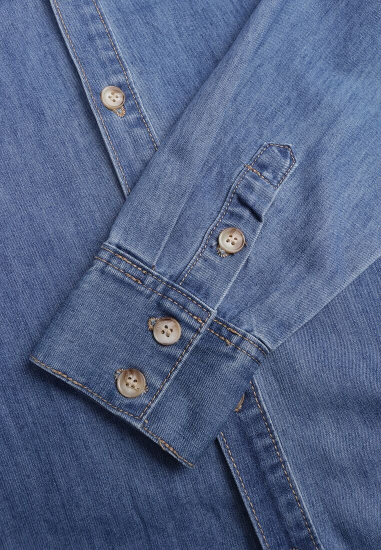 Niebieska Koszulowa Sukienka Jeansowa z Bawełną Ozdobiona Paskiem Carenatesa 8