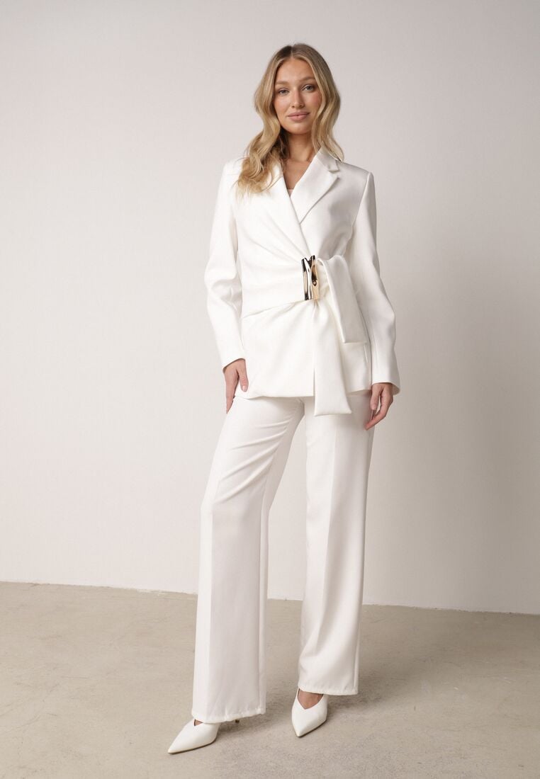 Biała Taliowana Marynarka z Wiskozą z Marszczeniem i Aplikacją przy Wiązaniu Alyndra 2