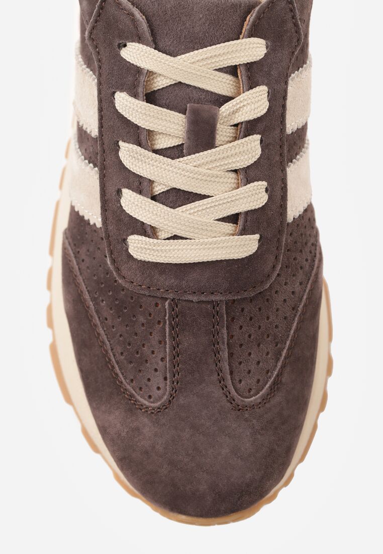 Brązowe Zamszowe Sneakersy Ozdobione Perforacją i Paskami Semielle 8