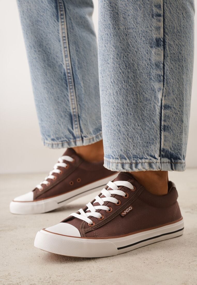 Teniși înalți Maro 1