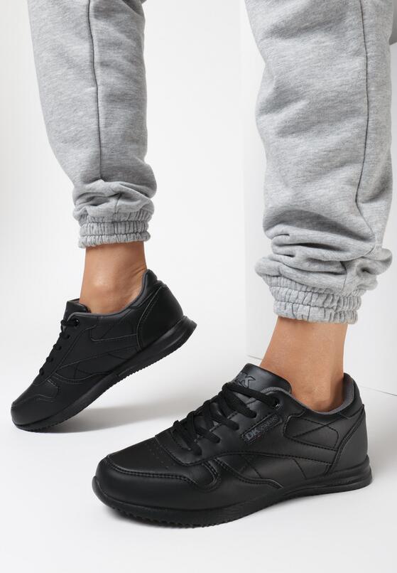 Czarne Matowe Buty Sportowe Diomeine 1