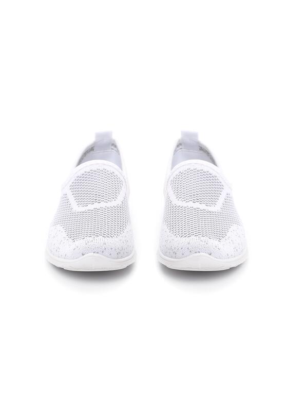 Białe Slip On Rub In 6