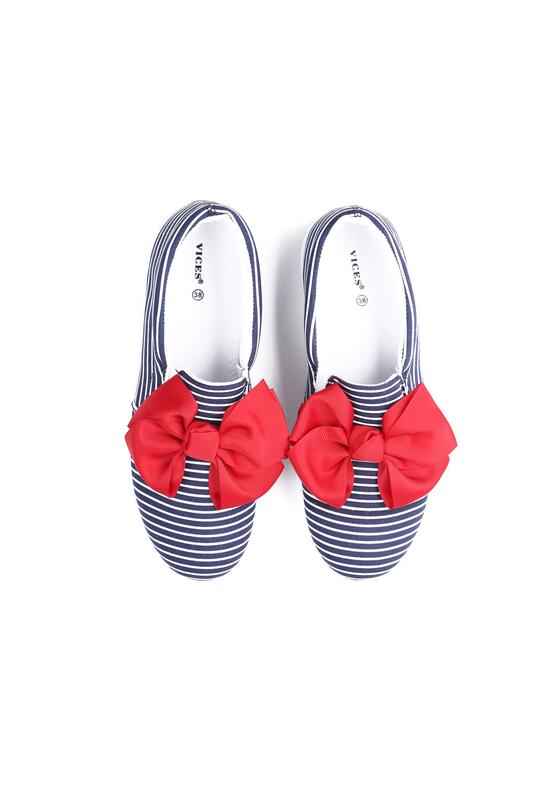 Niebiesko-Czerwone Slip On Drama Queen 8