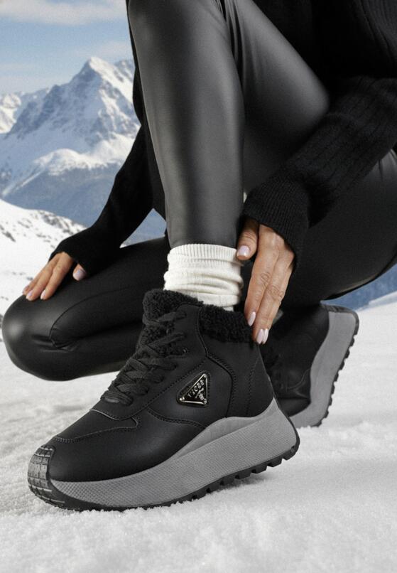 Czarne Sneakersy Śniegowce Vices na Grubej Podeszwie z Trójkątną Ozdobą Filritisa 1