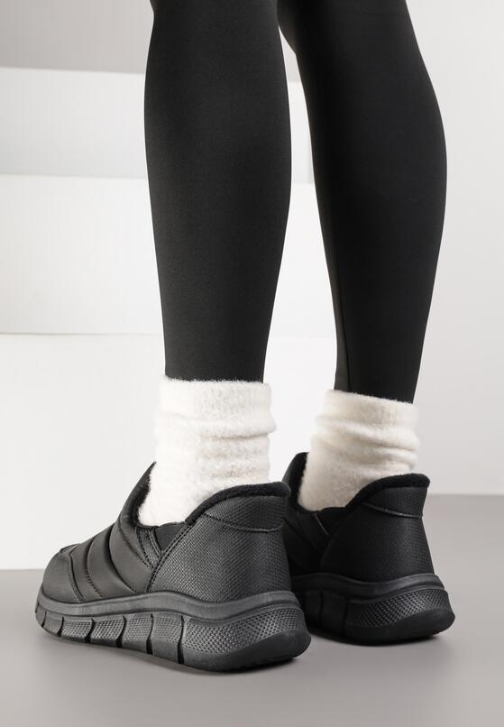 Czarne Pikowane Sneakersy na Grubej Tłoczonej Platformie Verta 3