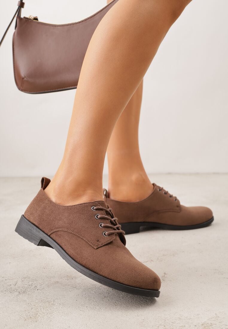 Brązowe Lakierowane Półbuty Oksfordki Yotella 2