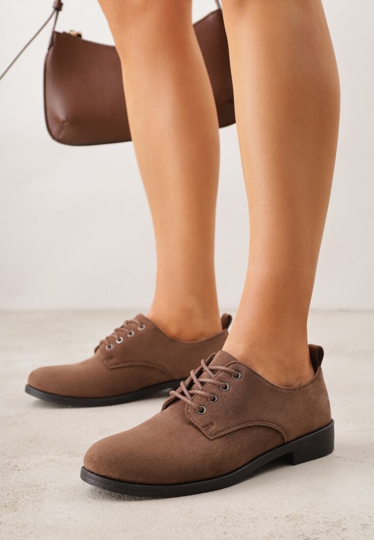 Brązowe Lakierowane Półbuty Oksfordki Yotella 1