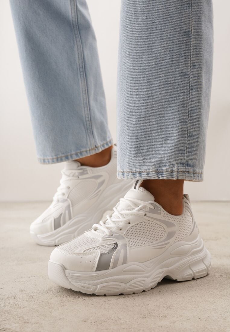 Białe Sneakersy VICES na Grubej Tłoczonej Podeszwie z Perforacją Elanatia 3