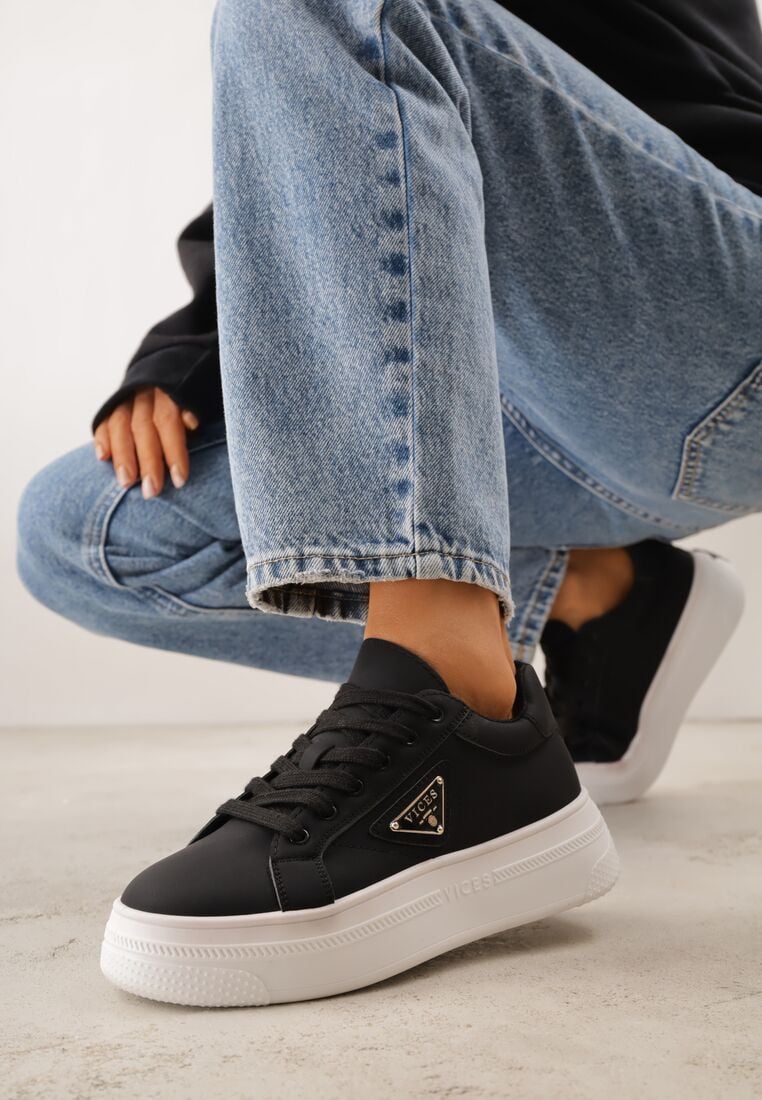 Czarne Sneakersy VICES na Grubej Podeszwie z Bieżnikiem Zdobionej Gwiazdką Natevia 1