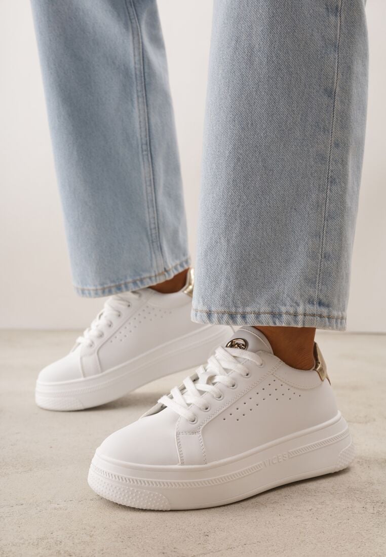 Biało-Złote Sneakersy VICES z Metaliczną Wstawką Perforacją i Gwiazdą Edanatia 1