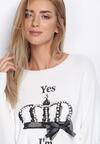 Biały Sweter Queen's Crown