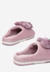 Lila papucs