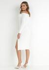 Biała Sukienka Dzianinowa z Piórami Preta