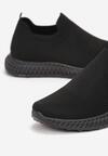 Czarne Wsuwane Buty Sportowe z Elastyczną Krótką Cholewką Rissaria