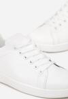 Białe Wiązane Sneakersy na Płaskiej Podeszwie z Okrągłym Noskiem Adephine