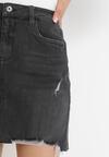 Czarna Jeansowa Spódnica Mini z Postrzępionym Dołem Syren