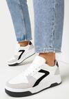 Białe Sznurowane Sneakersy na Grubej Podeszwie z Ozdobnymi Przeszyciami Alseana