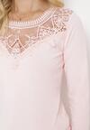 Różowa Bluzka z Koronkowym Dekoltem z Elastycznej Bawełny Roshana